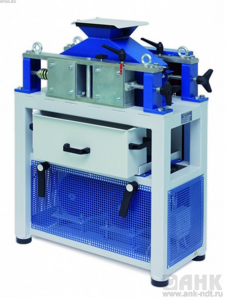 Дробилка валковая лабораторная ДВГ 200х125