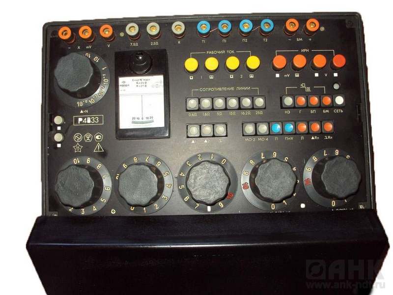 Универсальный измерительный прибор Р-4833